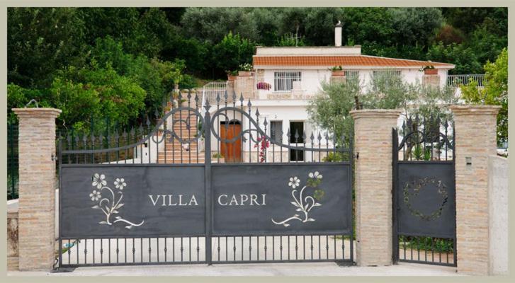 Villa Capri Fondi Bagian luar foto